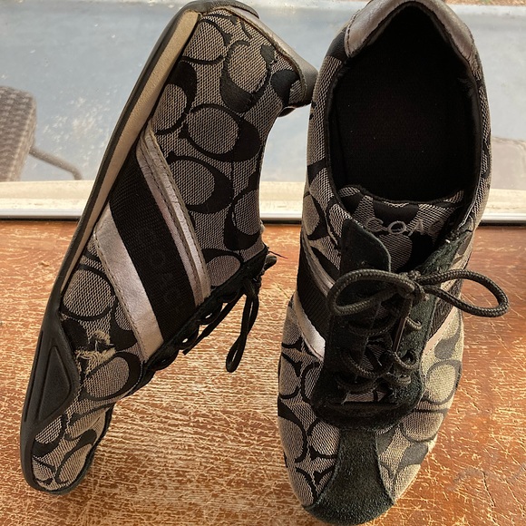 Coach Jayme Signature Sneakers - Picture 3 of 9